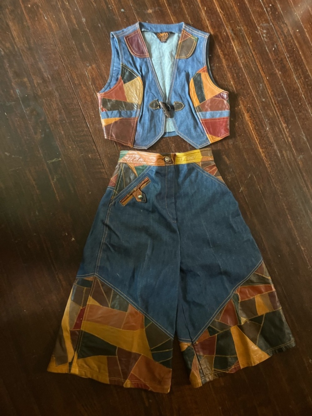 1970 Vintage Patchwork Denim Wide-Leg Set in Blue - Picture 1 of 3